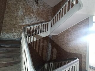  Immeuble � vendre 304 m�