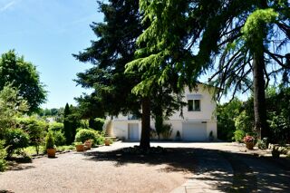  Maison à vendre 6 pièces 196 m²