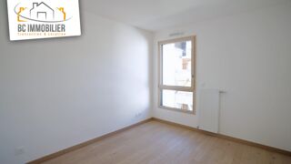  Appartement à louer 3 pièces 68 m²