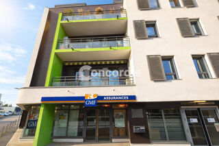  Appartement à louer 4 pièces 85 m²