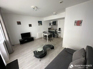  Immeuble à vendre 330 m²