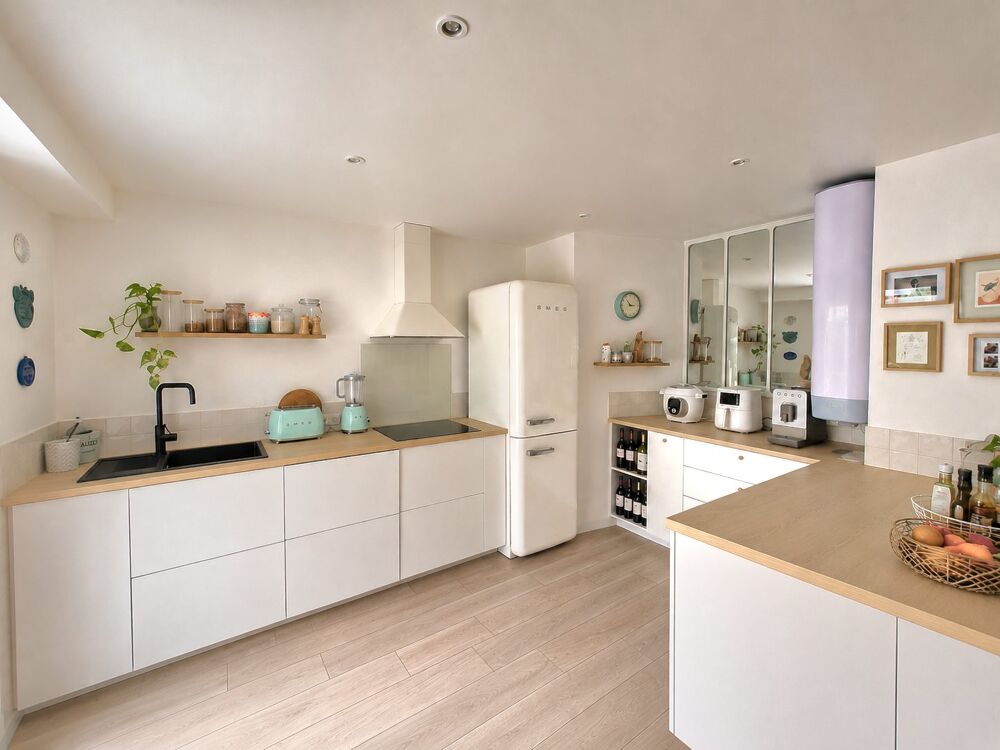Location Appartement 3 pièces meublé avec terrasse jardin cave et parking Le cannet