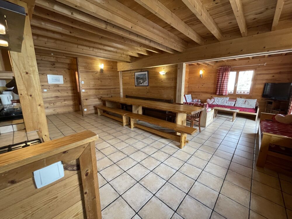 Appartement 7 chambres de 144m2 - Libre de bail
