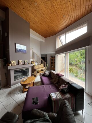  Maison � vendre 10 pi�ces 200 m�