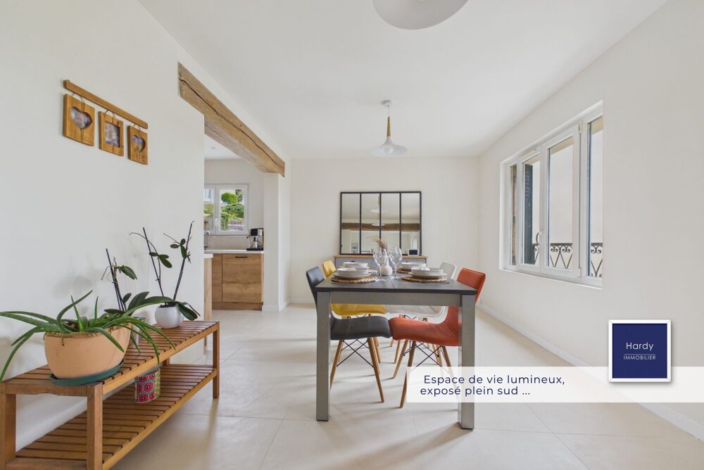 LA VILLA LUMIERE