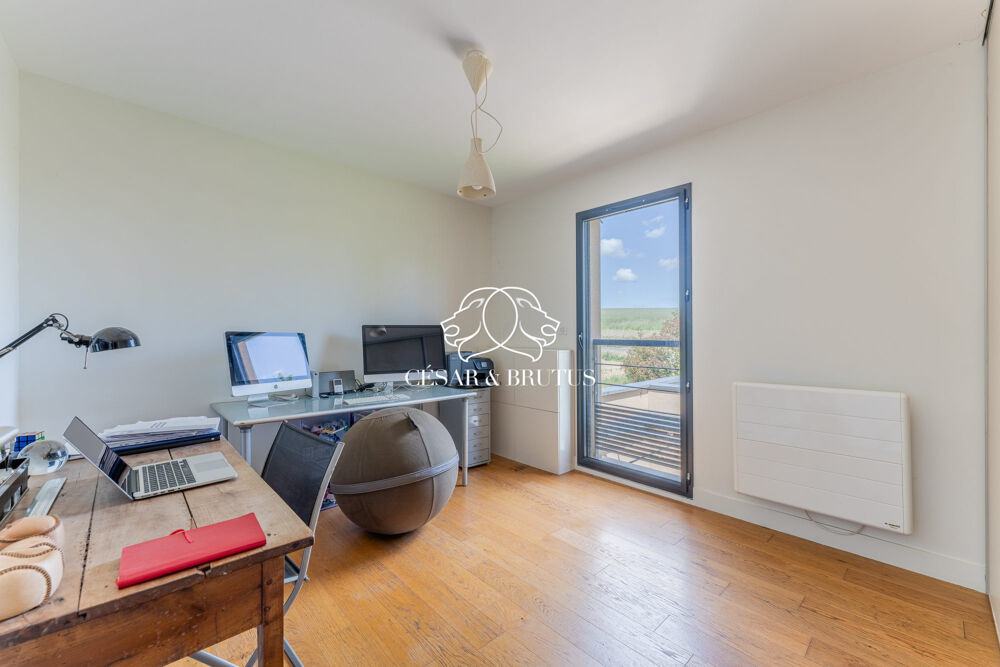 à vendre  Maison Sathonay-Village (69580)
