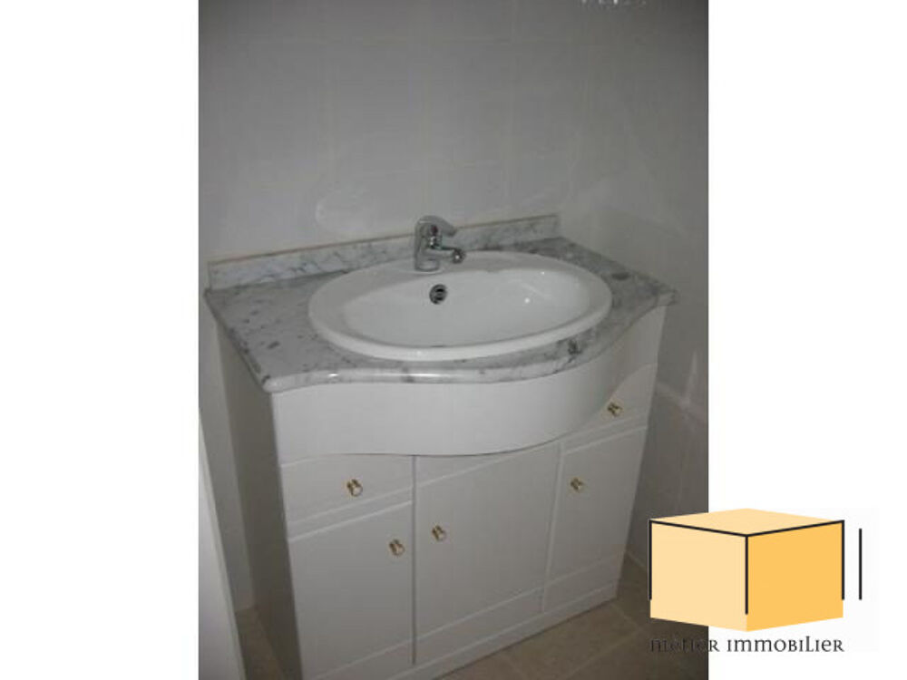 Appartement Studio 1 Pièce sur BELLEY (01300) avec climatisatio