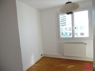 Appartement à louer 3 pièces 54 m²