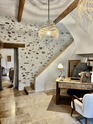  Maison à vendre 15 + pièces 400 m²