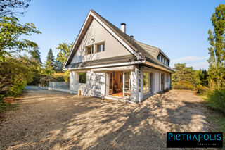  Maison � vendre 8 pi�ces 250 m�