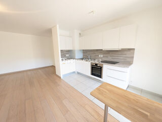  Appartement à louer 3 pièces 67 m²