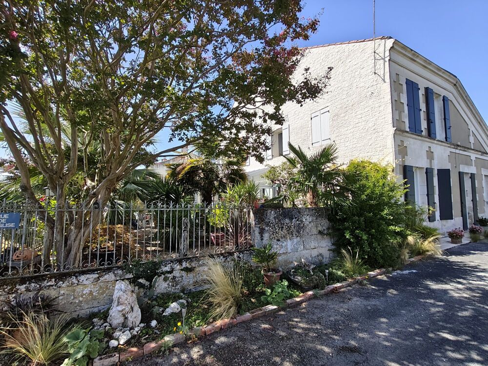 Maison vue sur le port