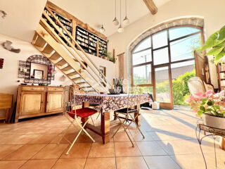  Maison � vendre 8 pi�ces 243 m�