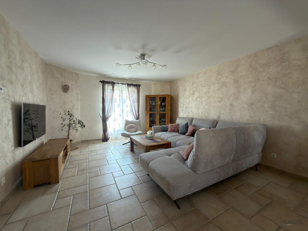 Vente Maison MAISON INDIVIDUELLE 130 M² – 4 CHAMBRES – TERRAIN 860 M² Chambley-bussières