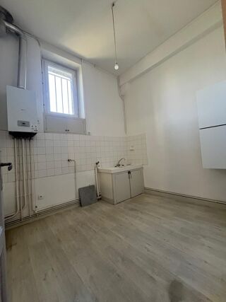  Appartement à louer 2 pièces 51 m²