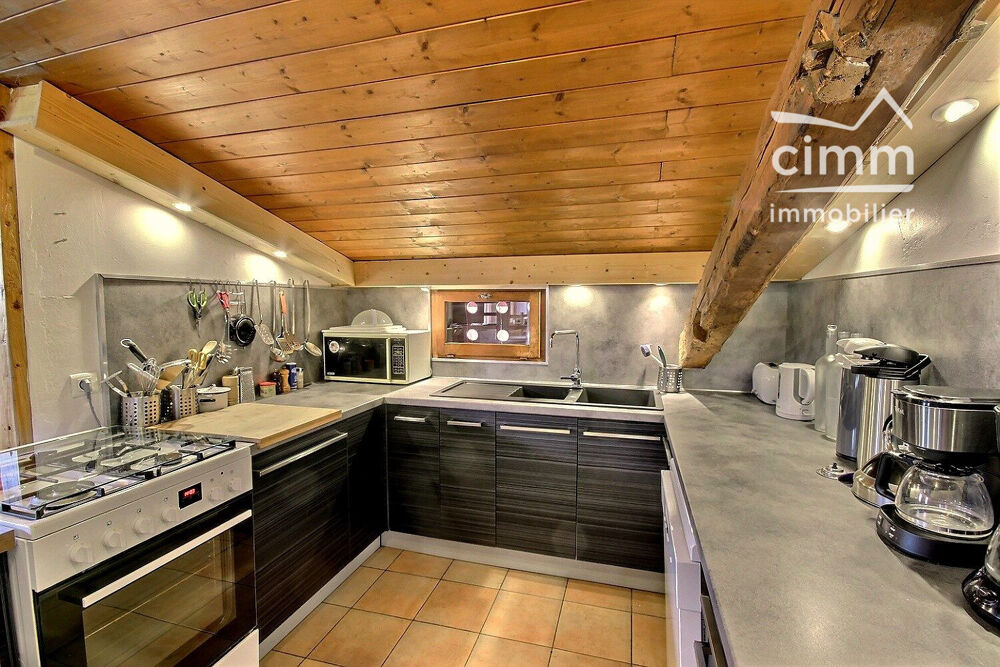 A VENDRE AUTHENTIQUE FERME SAVOYARDE 6 CHAMBRES SAMOËNS (74340)