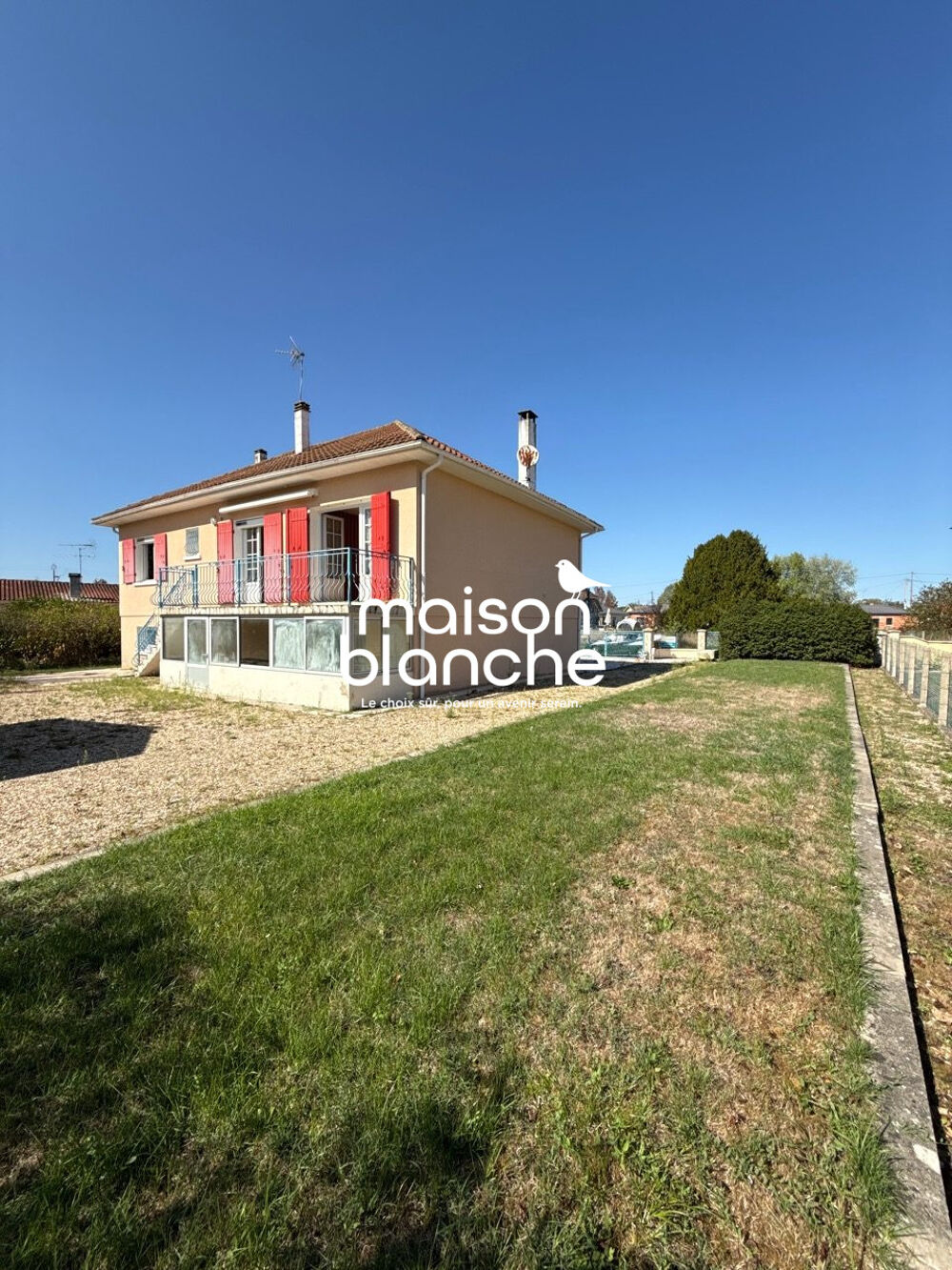 Maison 5 pièces 130 m² · à Saint-Seurin-sur-l'Isle · 130 m² · 175 000 €