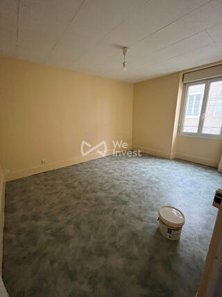  Appartement à louer 4 pièces 82 m²