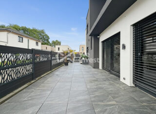  Immeuble à vendre 300 m²