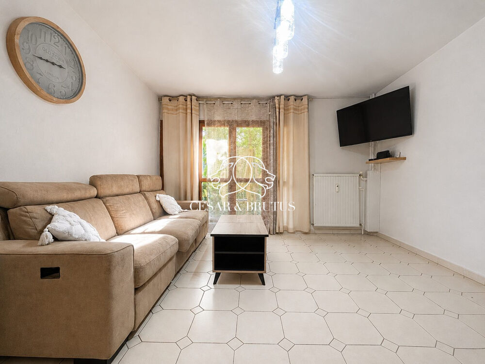 Vente Appartement PONT EVEQUE CENTRE - T3/4 - 78m² - BALCON- CAVE - PLACE PRIVATI Pont-Évêque