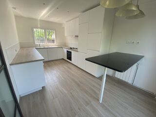  Maison à louer 6 pièces 170 m²
