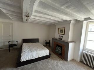  Maison à louer 7 pièces 191 m²