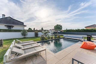  Maison à vendre 5 pièces 181 m²