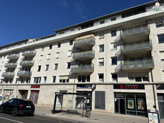  Appartement à louer 2 pièces 33 m²
