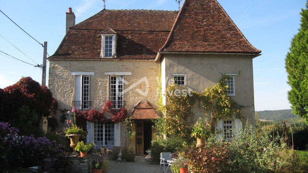 MANOIR