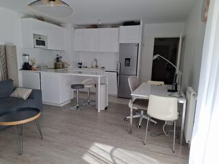  Appartement à louer 2 pièces 47 m²