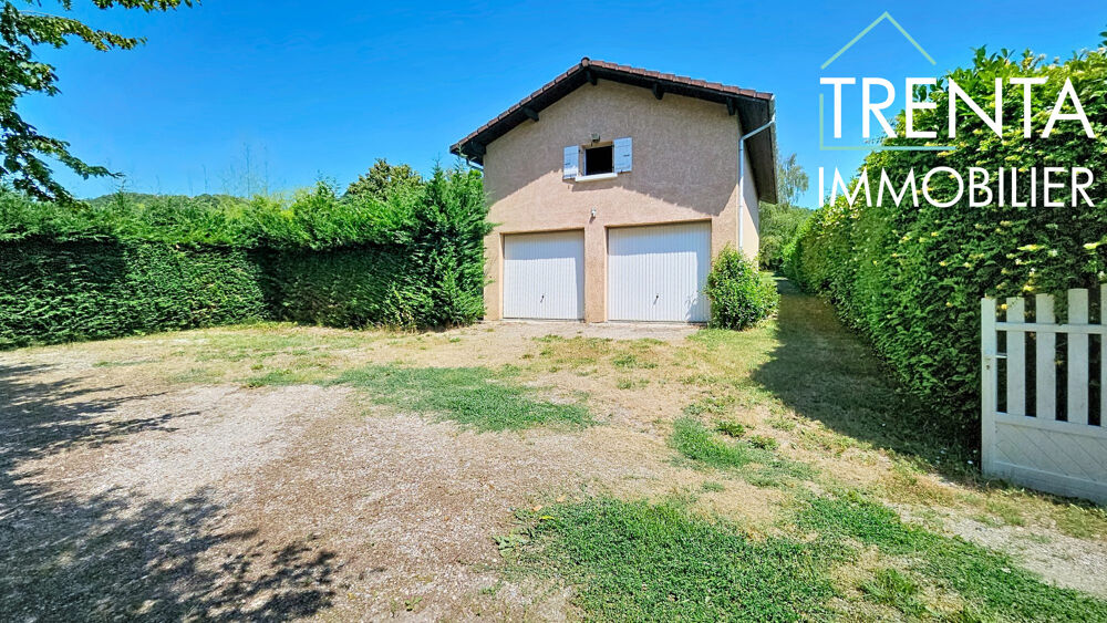 Maison 2 pièces 116 m² · à Rochetoirin · 116 m² · 220 000 €