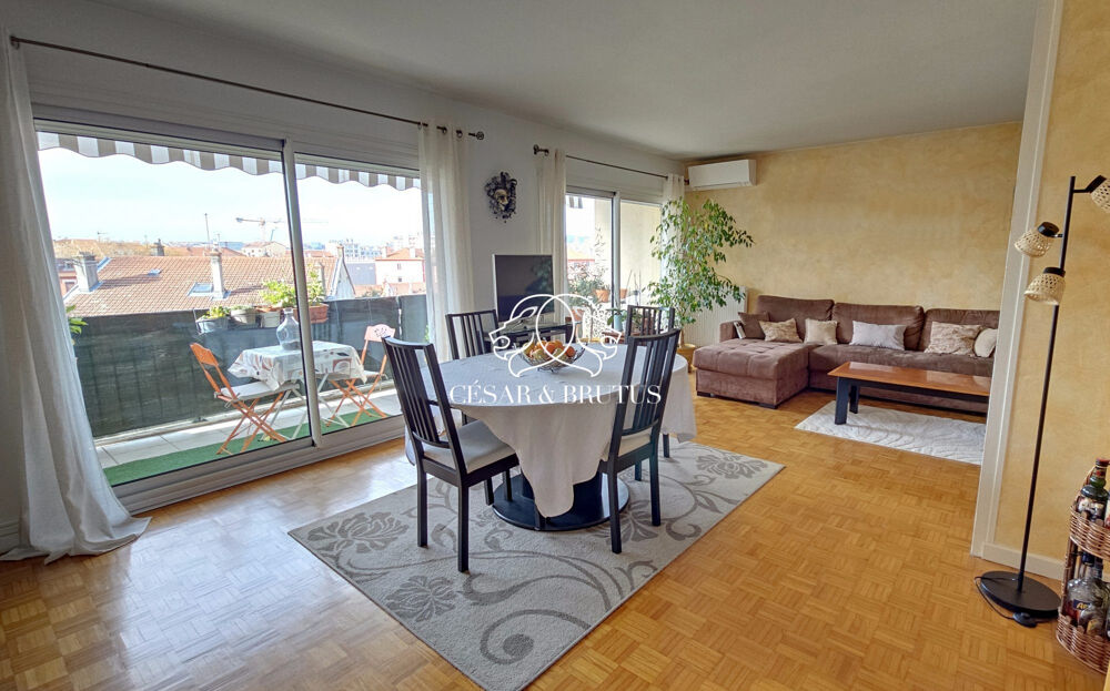 Vente Appartement APPARTEMENT 5 PIECES – 3 CHAMBRES – 106 m² - PARKING PRIVAT Villeurbanne