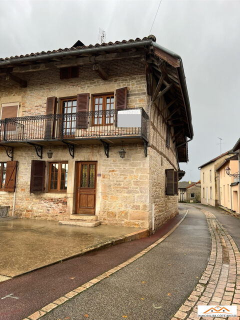 Maison de village mitoyenne d'un côté 118000 Varennes-Saint-Sauveur (71480)