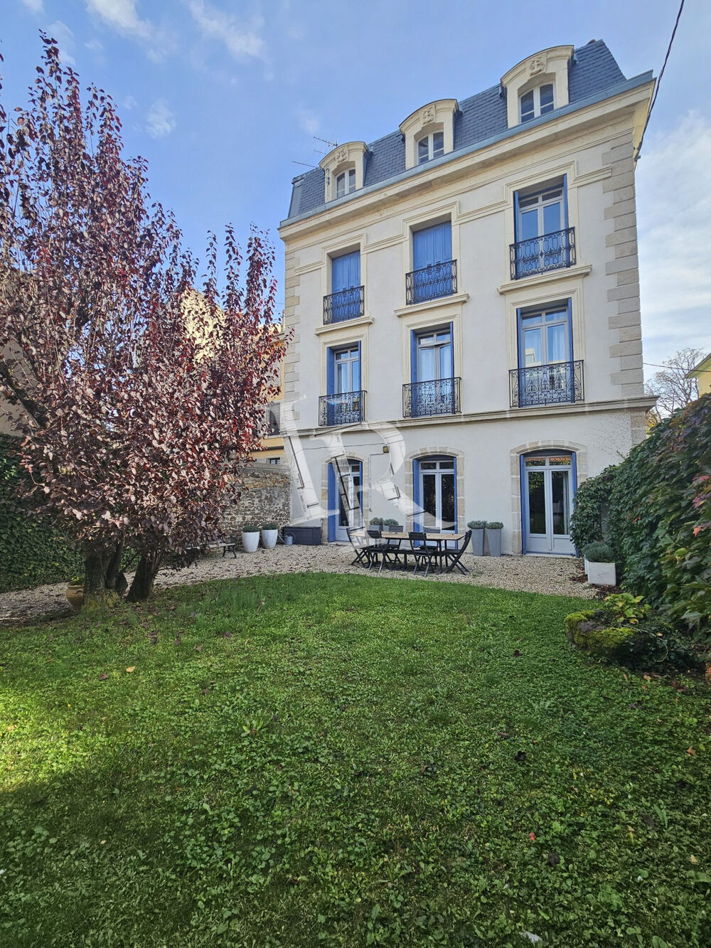 Appartement T5 avec jardin et garage - Secteur HENRI VINAY