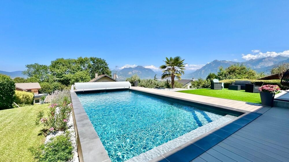 Maison 7 pièces 231 m² · à Etaux · 231 m² · 795 000 €