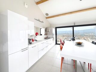  Maison � vendre 6 pi�ces 208 m�