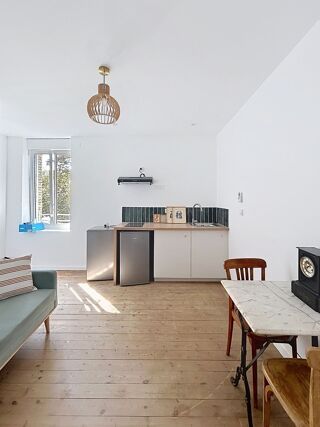  Appartement à louer 1 pièce 38 m²