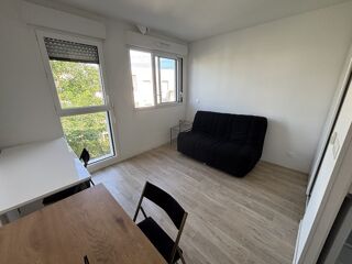  Appartement à louer 1 pièce 21 m²