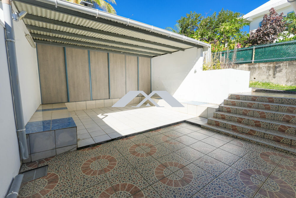 Vente Maison Maison familiale T4 avec jardin à Bois de Nèfles Sainte-Clotil Saint-denis