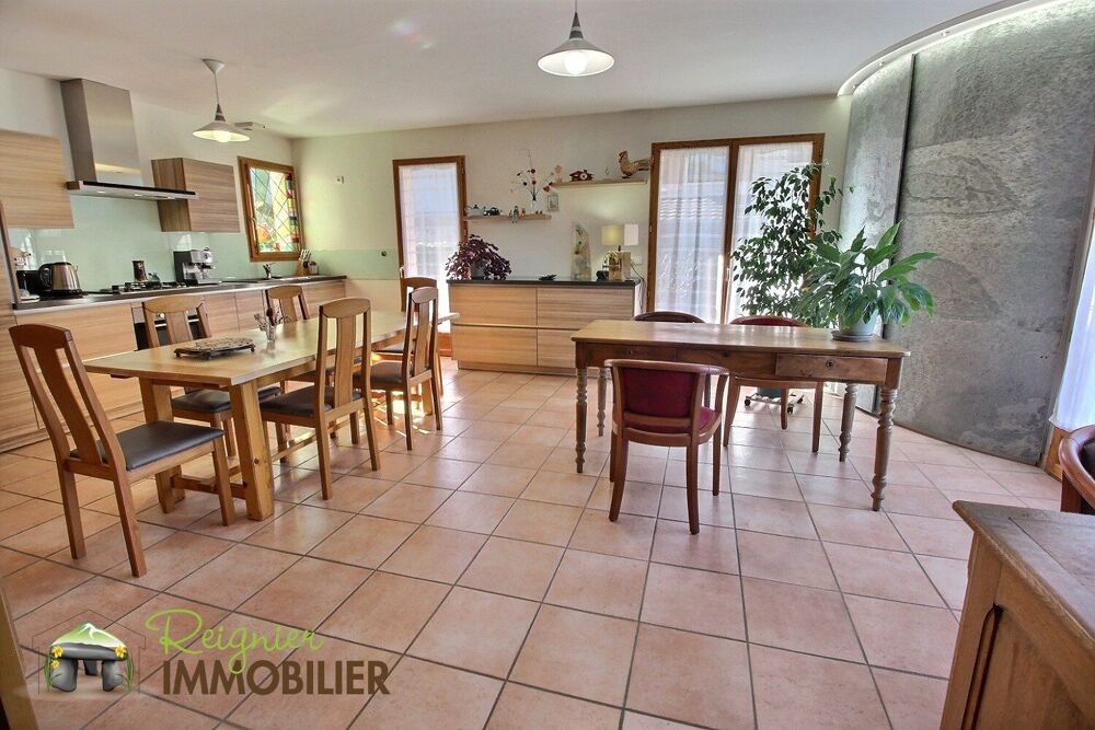 Vente Maison Charmante maison traditionnelle dans un environnement calme à S Saint-pierre-en-faucigny