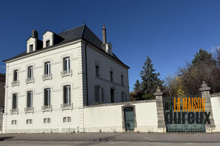 Maison – Gray