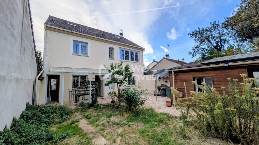 Vente Maison Maison familiale de 205 m² avec sous-sol, jardin et dépendance Houilles