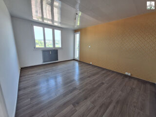  Appartement à louer 4 pièces 69 m²