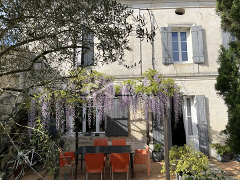   MAISON EN PIERRE A FRONSAC 6 PIECES 170 m² Maison - 6 pièce(s) - 179 m²