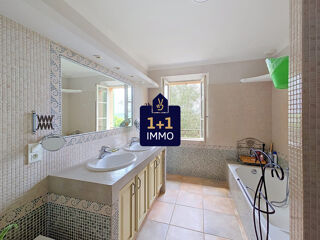  Maison à vendre 6 pièces 214 m²