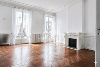  Appartement à louer 8 pièces 266 m² Roanne