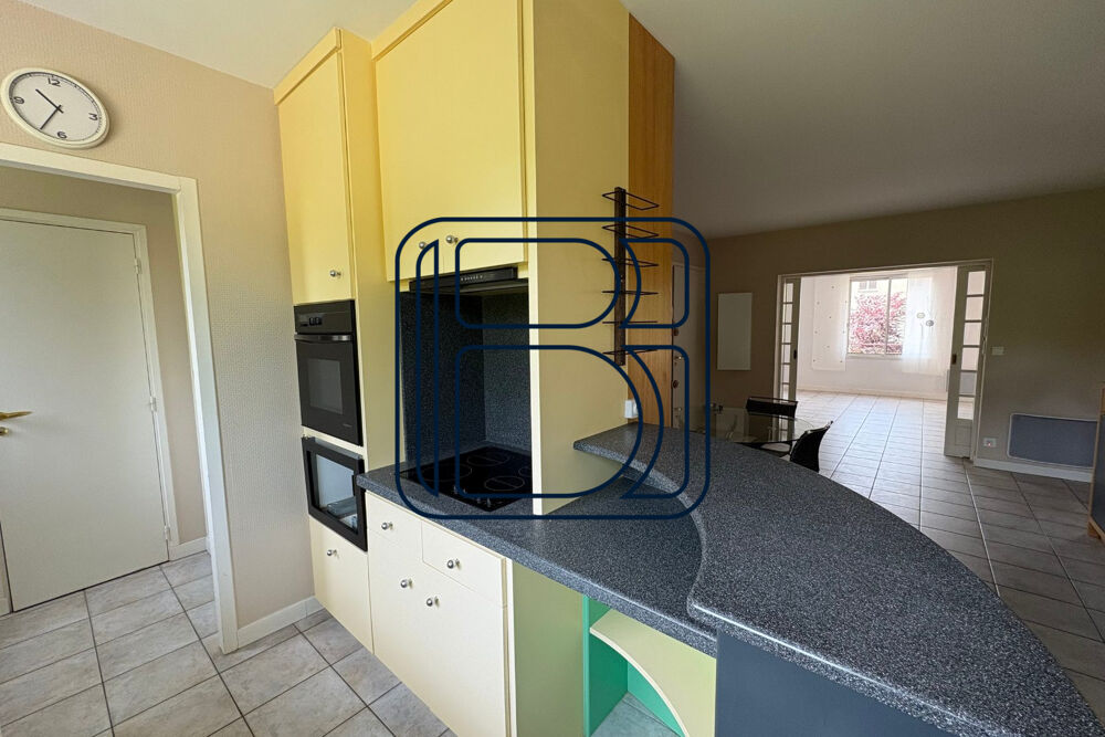 APPARTEMENT T3 DANS RESIDENCE AVEC TERRASSE ET GARAGE