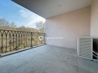  Appartement � vendre 3 pi�ces 64 m�