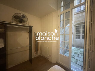  Appartement à louer 2 pièces 32 m²