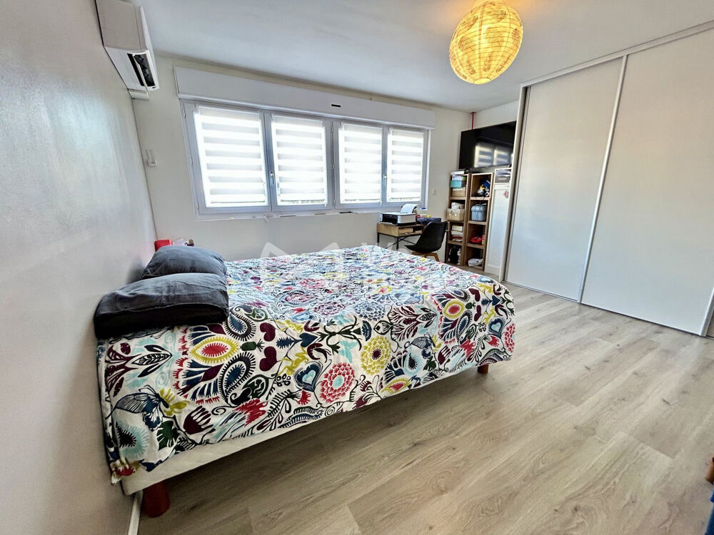 Vente Immeuble IMMEUBLE DE 450M² COMPRENANT : un F5 DE 120M², un F3 DE 90M², Mouroux